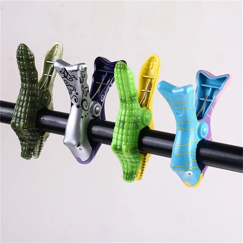 1PCS Plastic Animal Fish, Crocodile Slippers Towel Wind Clips Sun Lounger Beach Sunbed Cute Pegs Pool Towel Clips Clothespin 6