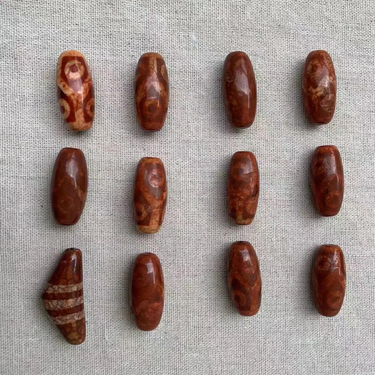 

6pcs/lot boutique natural red dzi bead turtle horn six-eye ox horn-shaped line bead agate ancient wholesale jewelry amulet diy