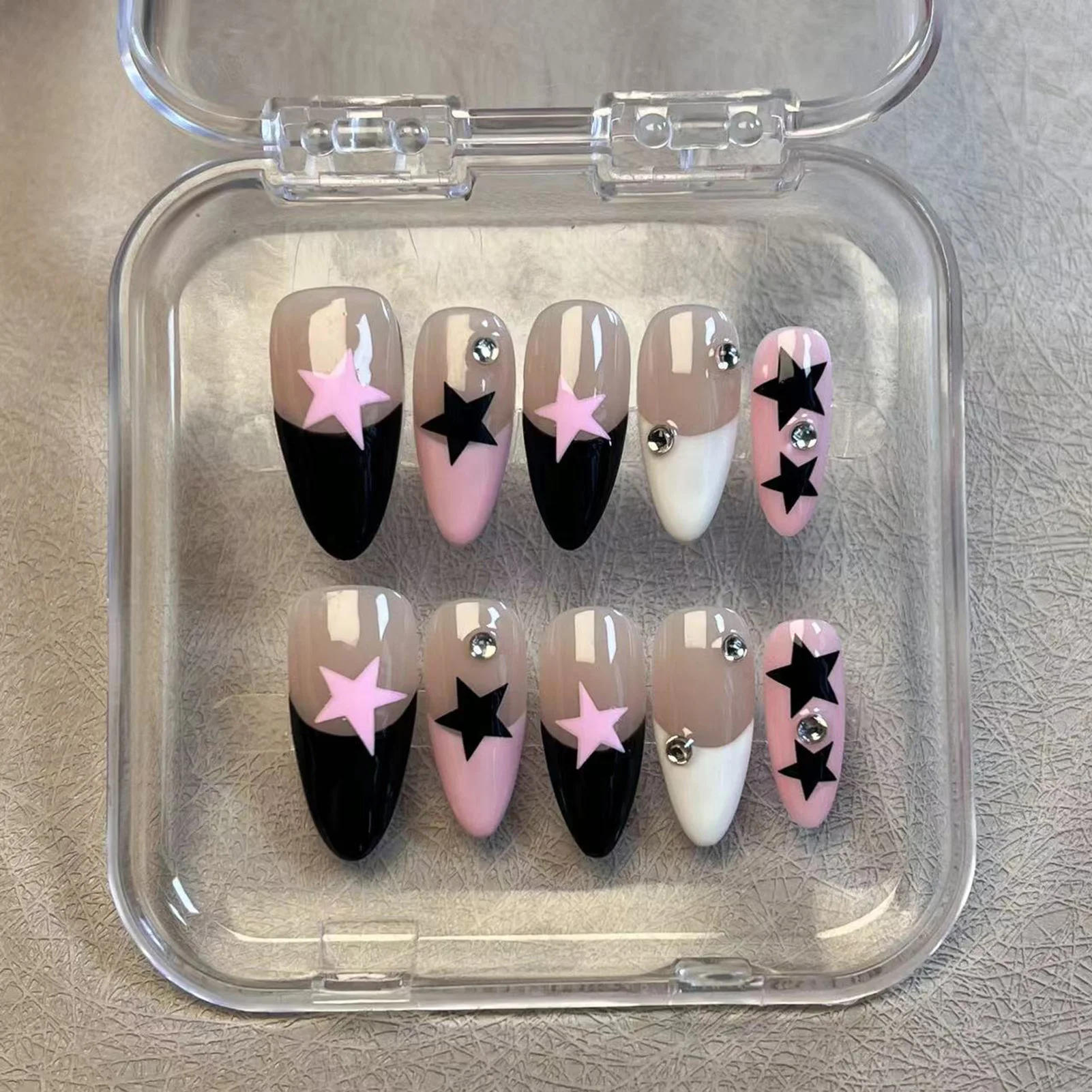 10pcs Handmade Press On Nails Black White Pink French Style False Nails Paches Star Designs Wearable Almond Fake Nail For Women