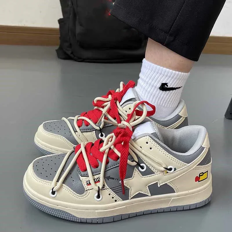 

Женские повседневные кроссовки, спортивная обувь для бега с сердечками, теннисная обувь, обувь для скейтборда, кроссовки для скейтборда, плоская подошва, Прогулочные кроссовки