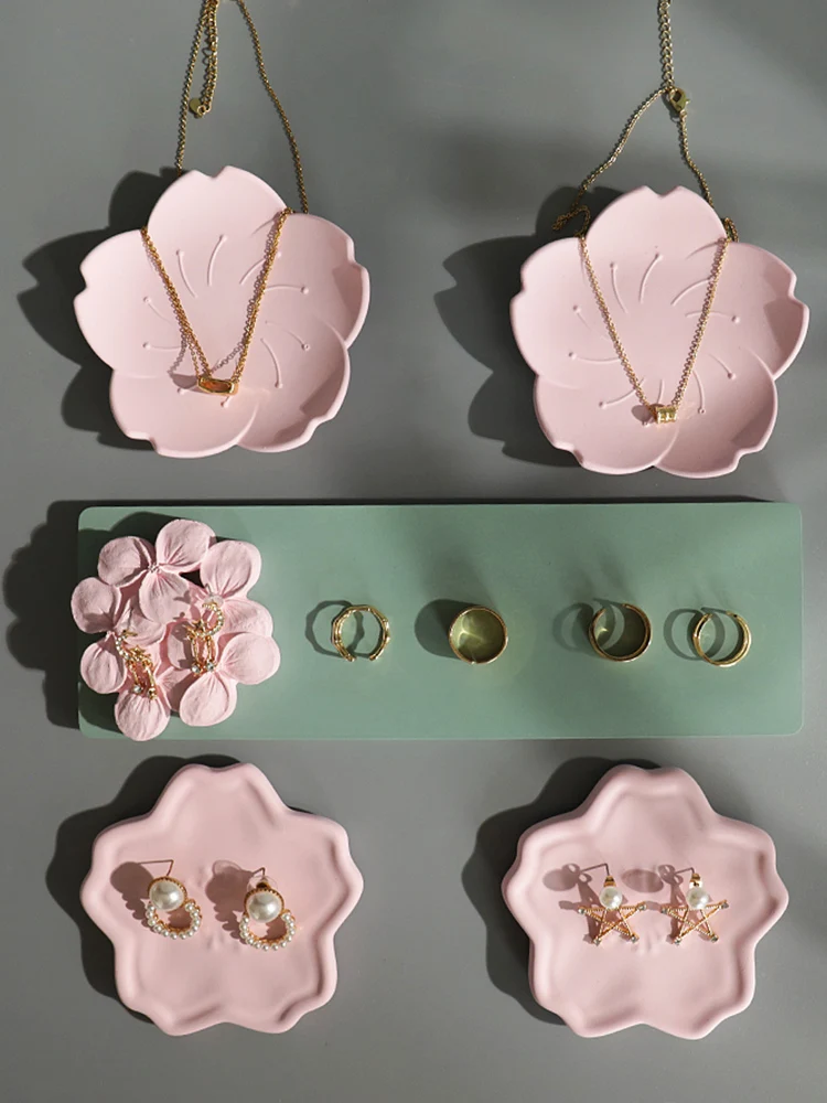 Jewelry display shelf candy bishop pink plaster ring necklace jewelry jewelry display shooting props