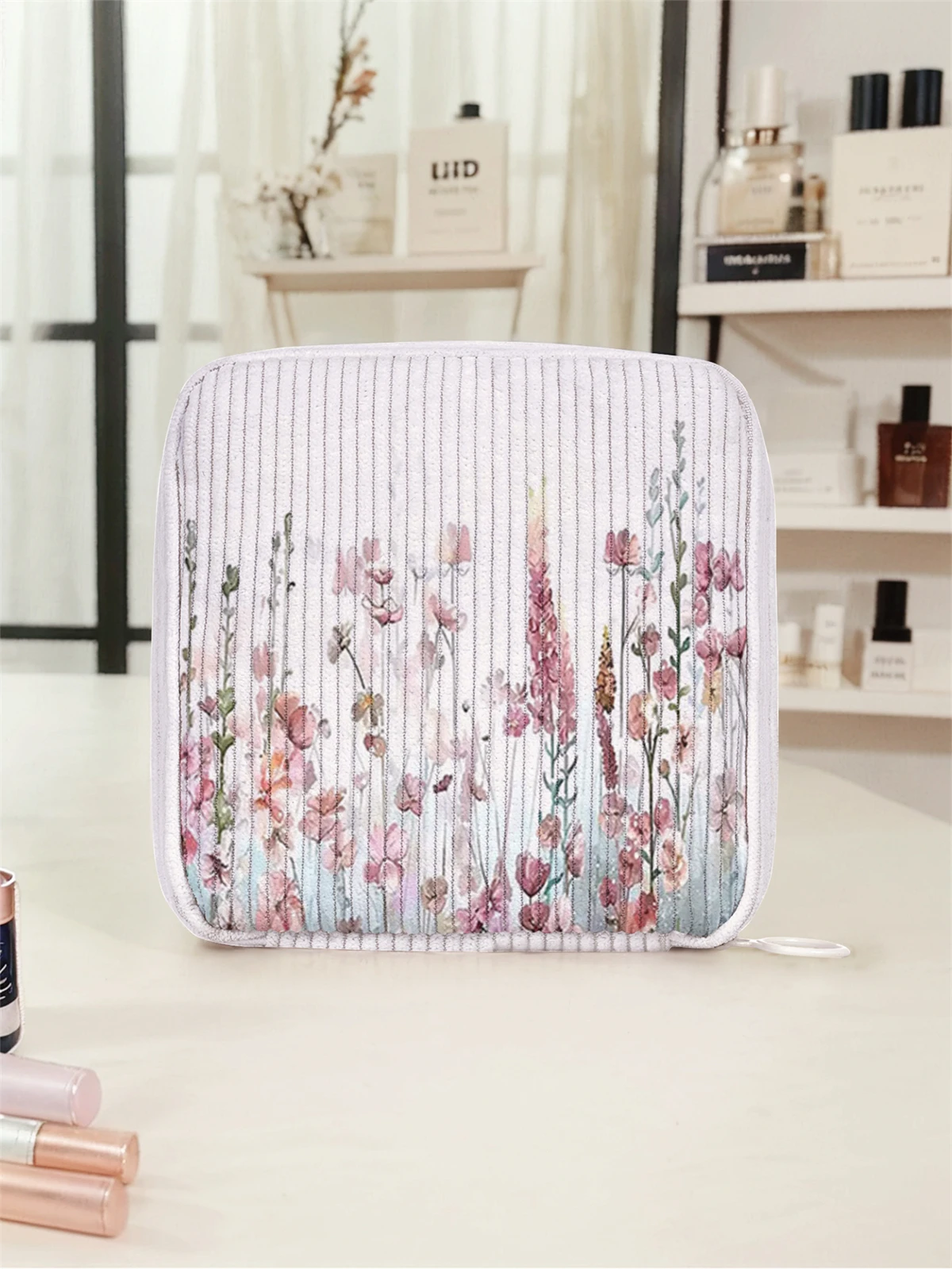 Floral pattern printed sanitary napkin storage bag, women's lightweight tissue bag, sanitary tissue bag