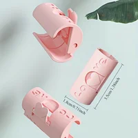 Les performances antidérapantes et anti-déplacement des draps, des couettes et des couvertures conviennent aux chambres et aux maisons. 3