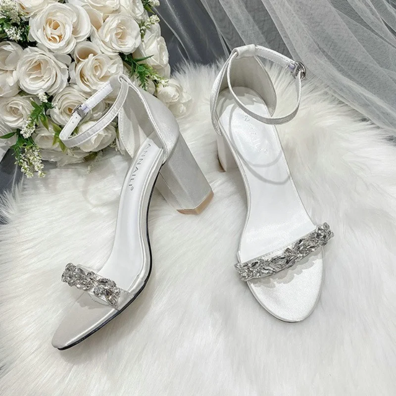 2025 New High-Heeled White Sandal Rhinestone Chunky Heel Line - Main Image