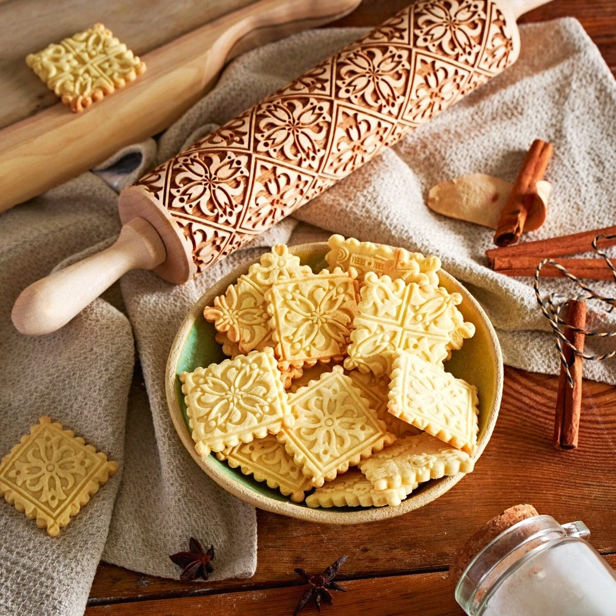 Description Picture 3 of itemprinting Rolling Pins Rock Snowflake Elk Wooden  Embossing Baking Cookies Biscuit Fondant Cake Patterned Roller 35*4.5cm