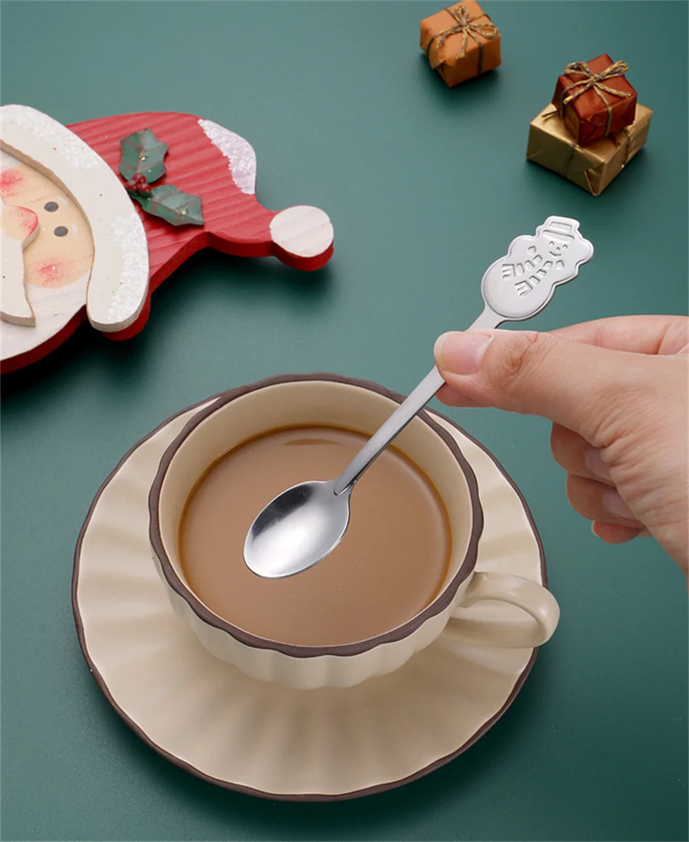 Description Picture 5 of item5/1PCS Christmas Coffee Spoon & Fork Sets Coffee Stirring Spoon Creative Dessert Tea Spoon Shovel Christmas Gift Box