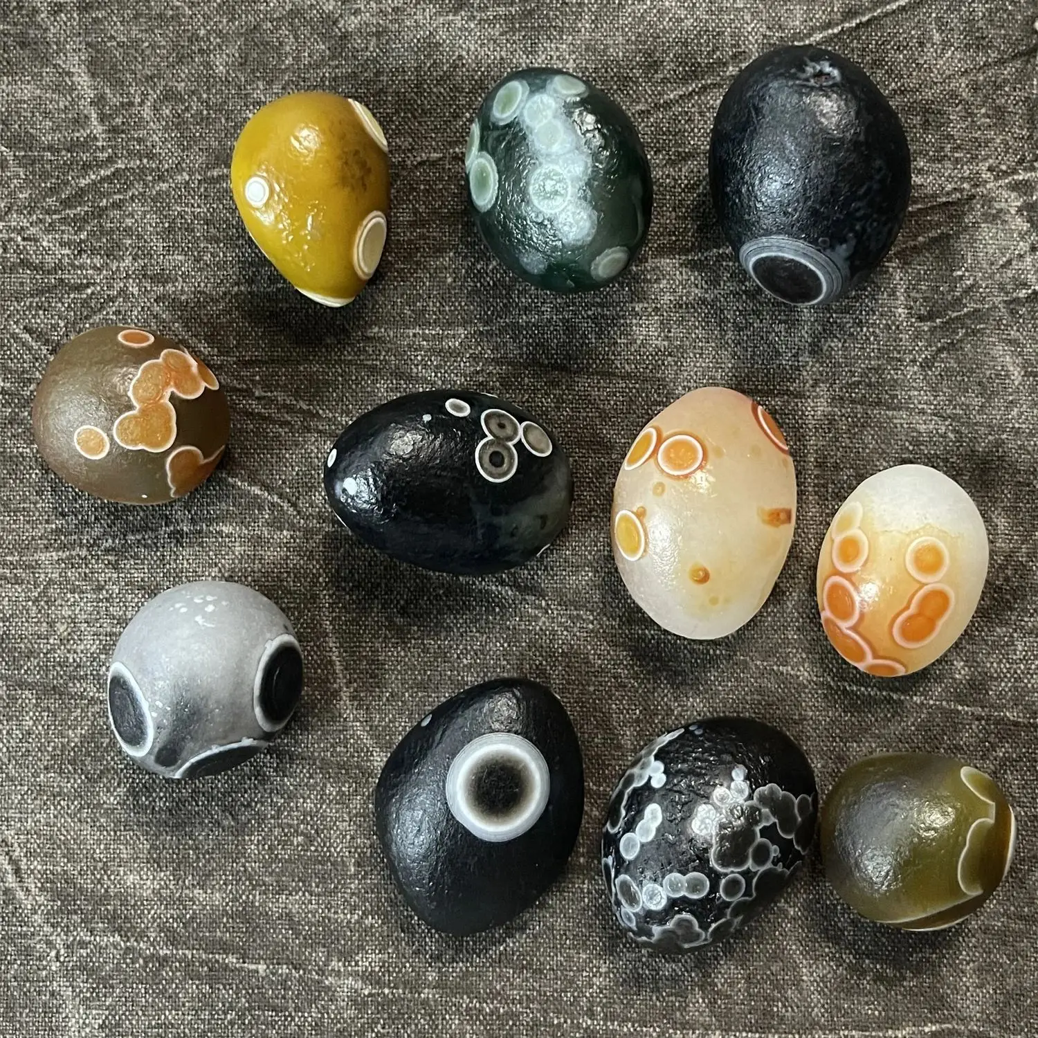1pcs/lot Multi-eyed Gobi Big Agate Wisdom Big Sky Eyeballs The world cherishes collectibles Miraculous strong energy amulet