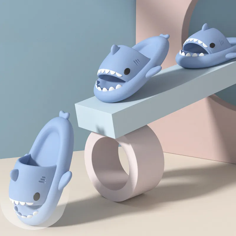 Adult Shark Slippers Summer Men Women Bathroom Flip Flops Couple Home Anti-skid Flat Kids Cartoon Sandals