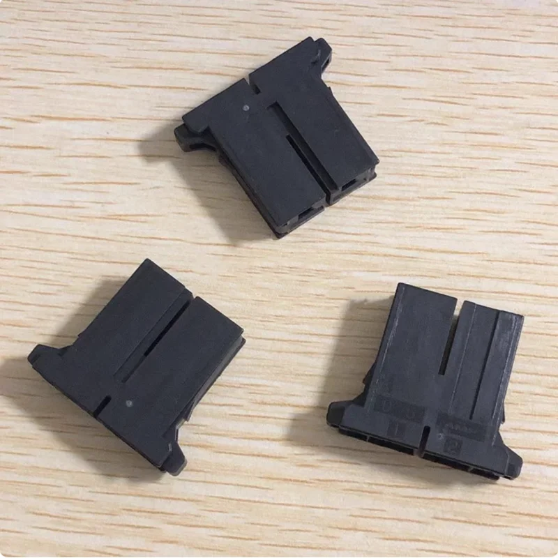 5 pieces/batch AMP/TE connectors 1-179958-2 connector spacing 10.16mm 2pin rubber shell, in stock