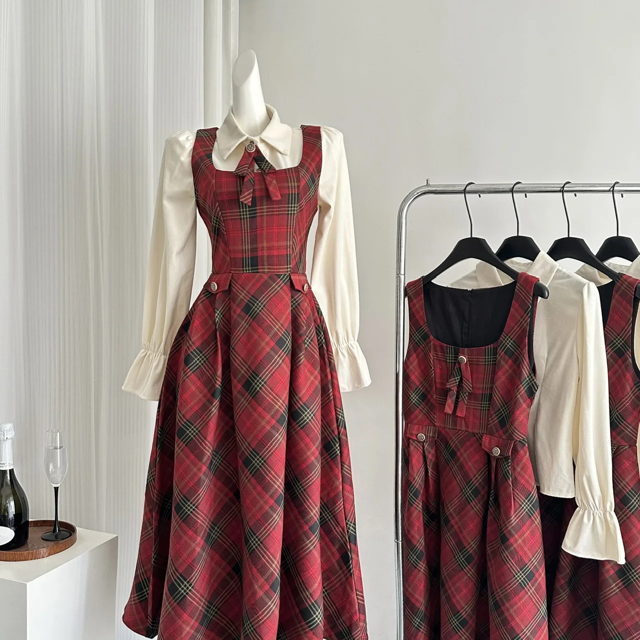 French Vintage Two-piece Dress Set Women Flare Sleeve Shirt Red Plaid Strap Dress A-line Autumn Winter New Christmas Party Dress