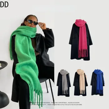Sciarpa donna Chic autunno inverno Mohair Versatile scialle europeo verde di lusso femminile morbido caldo silenziatore termico signore stile Y2K 1