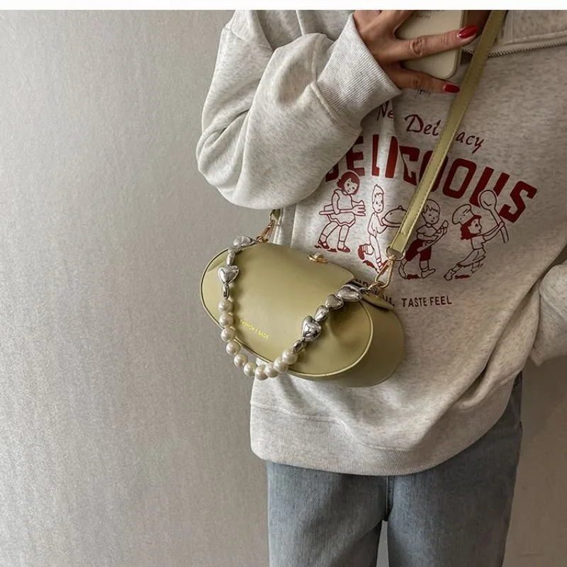 Unique Trendy New Luxury Designer Handbag High Quality PU Leather Bags Women's Bags Popular Crossbody Pearl Chain Shoulder Bags