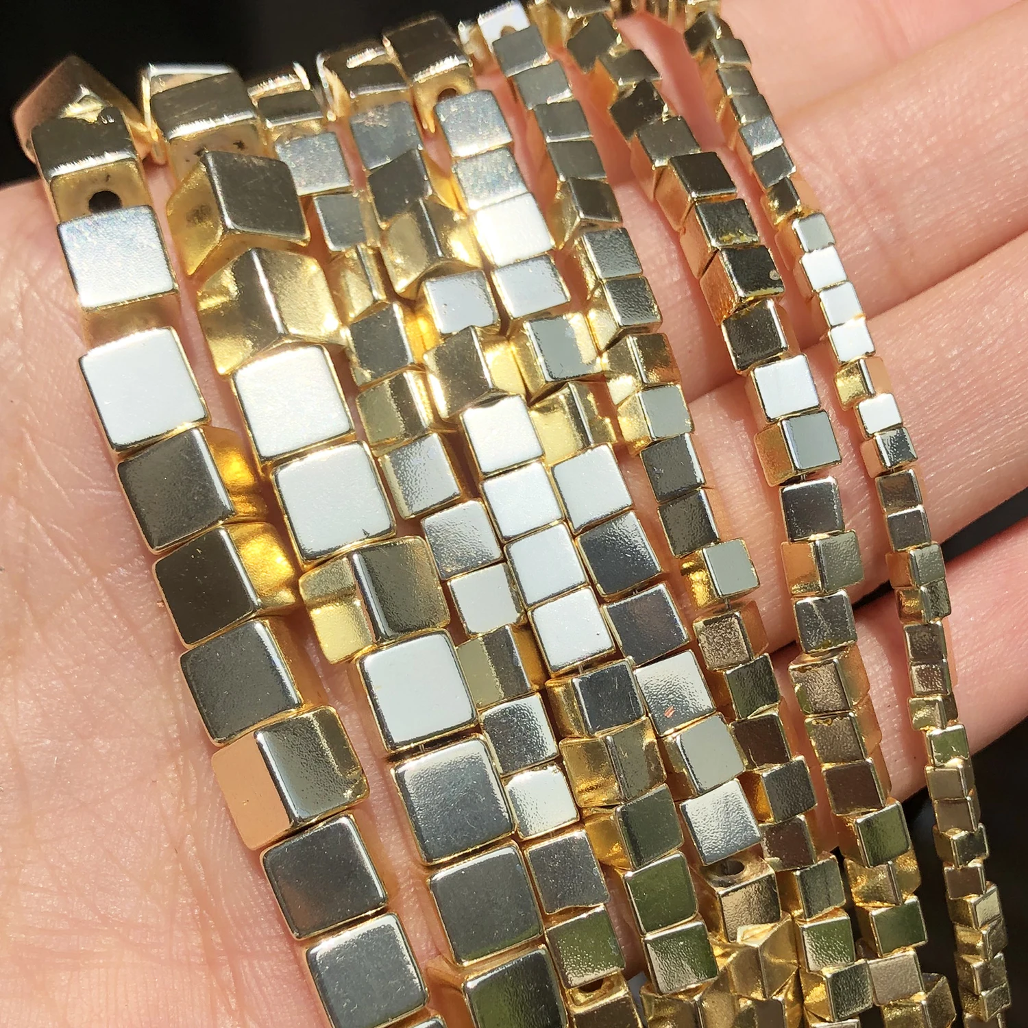 Natürliche 9k vergoldete Hämatitperlen unregelmäßige runde Herzwürfel Rondelle Spacer Perlen für Schmuckherstellung Diy Armband Halskette – Detail 9