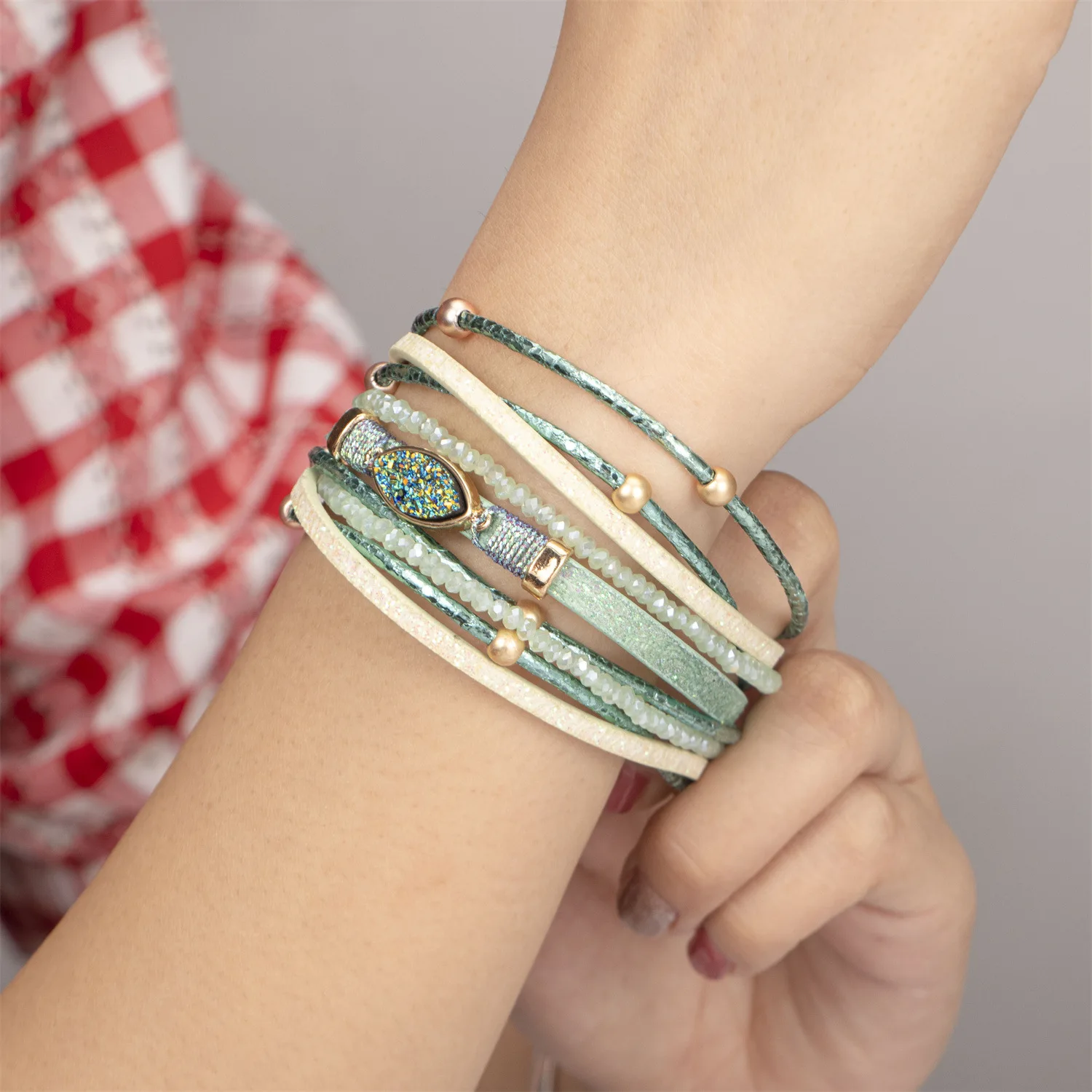 PU Leather Magnetic Bracelet for Ladies