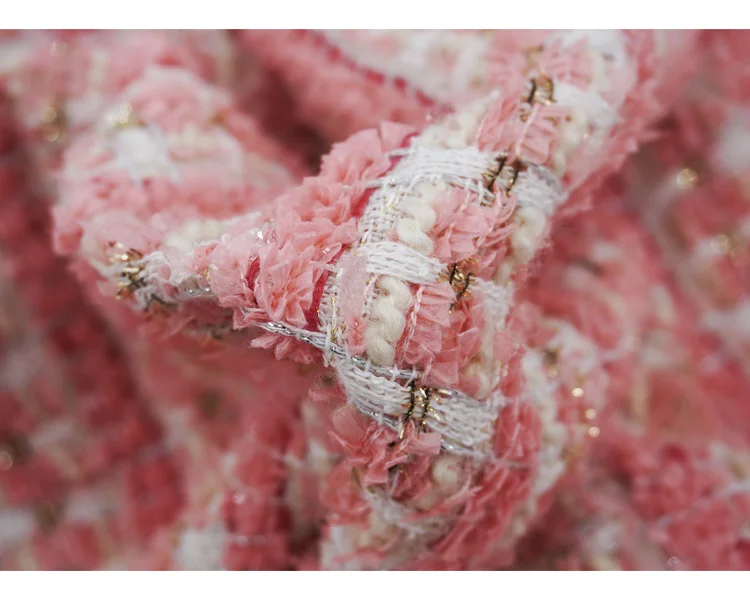 Süßer, eleganter, rosa-weiß karierter Bouclé-Tweed-Stoff mit Metallic-Faden, strukturierter gewebter Stoff für Mäntel, Designer-Nähmaterial – Detail 1