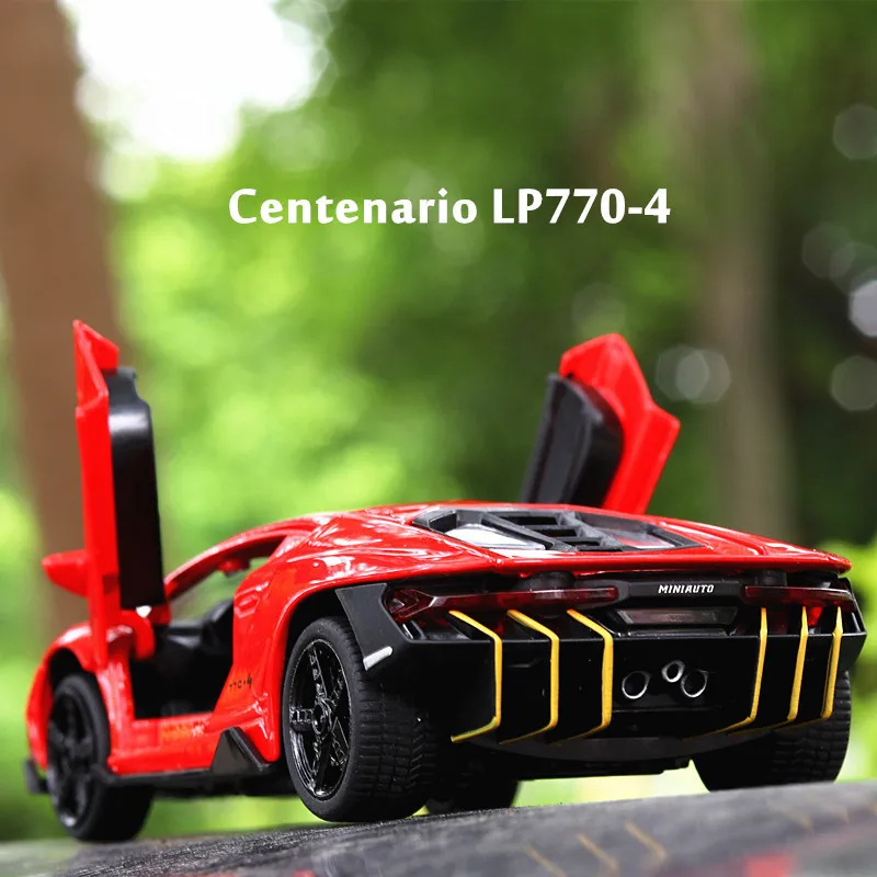 

1:32 Lamborghini LP770-4 sports car Simulation Diecast Metal Alloy Model car Sound Light Pull Back Collection Kids Toy Gift A226