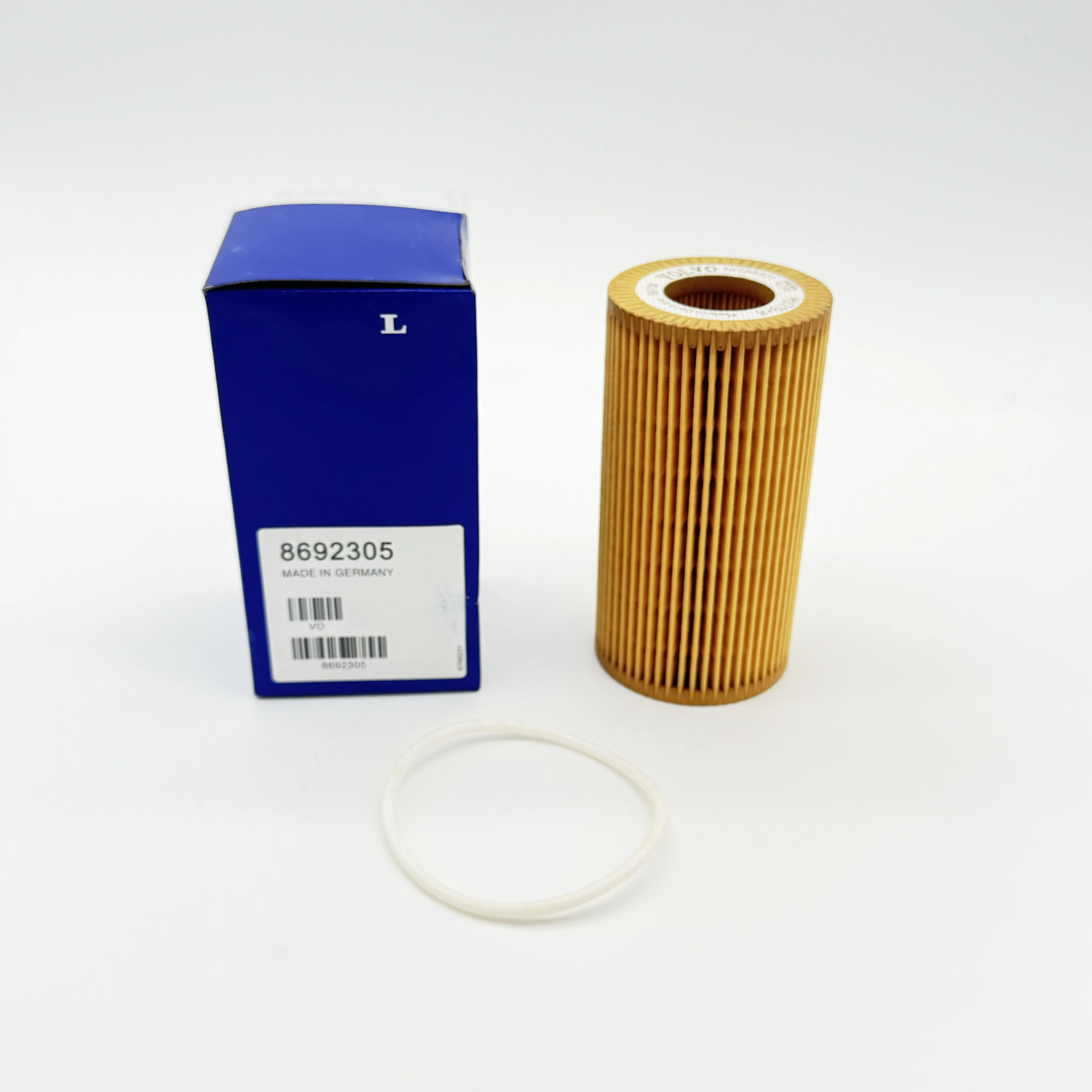 Car Oil Filter Engine for Volvo C30 C70 S40 S60 V50 V60 XC60 XC70 8692305 30788490 30788821