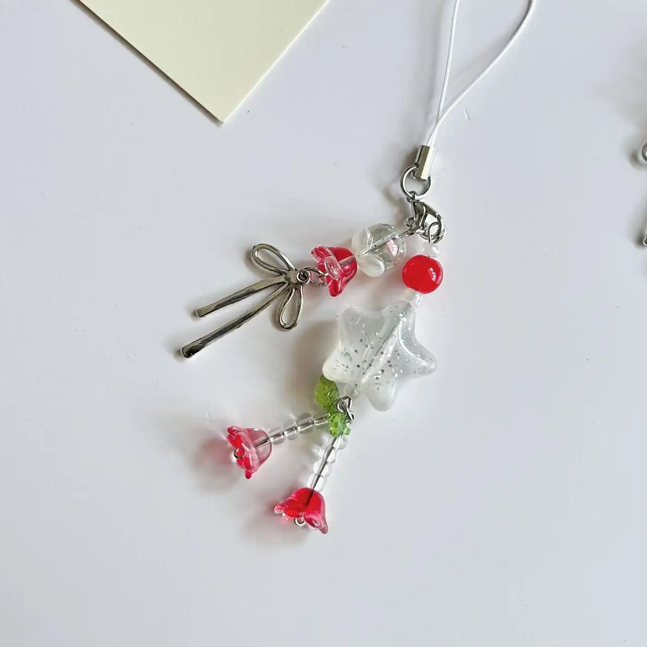 Charming Flower Beaded Phone Strap & Keychain Accessory