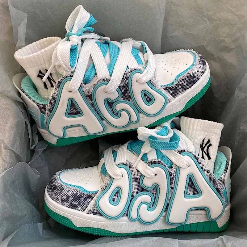 

Легкие модные мужские кроссовки, шикарные дышащие дизайнерские кеды с надписью, Повседневная Роскошная Студенческая обувь, 36-40