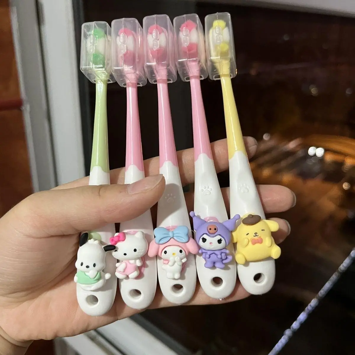 

Детская зубная щетка Sanrio в стиле аниме «Моя Мелодия», Kuromi, бытовая Мягкая зубная щетка, кавайная зубная щетка, инструмент для чистки полости рта, Мультяшные подарки для детей