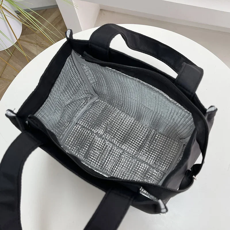 Large Capacity Lunch Bag with Aluminum Foil Insulation for Work, Simple and Practical Top Handle Bag for Daily Use Work Travel
