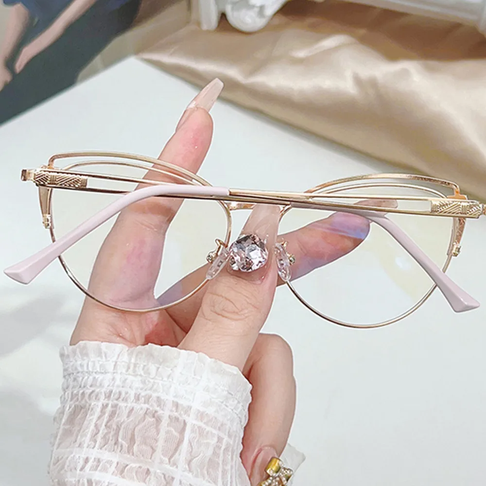 Eye Spectacles Stylish Design Blue Light Glasses Women’s Glasses  Eye Shape Anti Radiation Glasses For Female Users