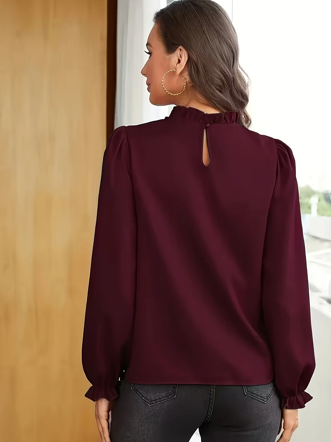 Temperament Loose Woman Shirt Fashion Casual Blouse Elegant Long Sleeve Woman Shirt Holiday Weekend Top 2