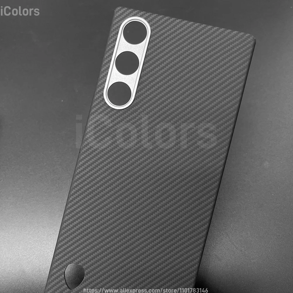 Ultra-Thin Magnetic Carbon Fiber Case - Lightweight, Slim, Anti-Scratch Design