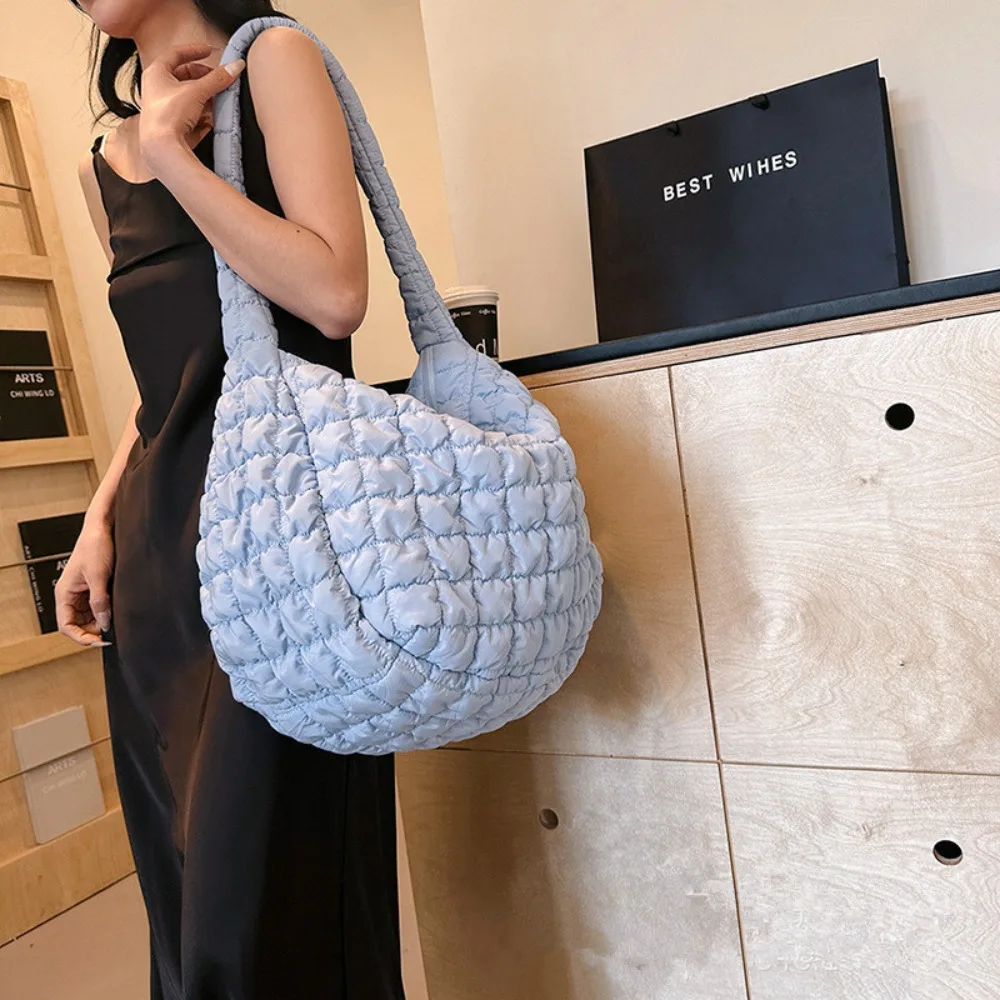 [CKJ] Drawstring Pleated Mini Crossover Bag ★大人気★ 2025 Niche Design Pleated Cloud Bag For Women Large Capacity