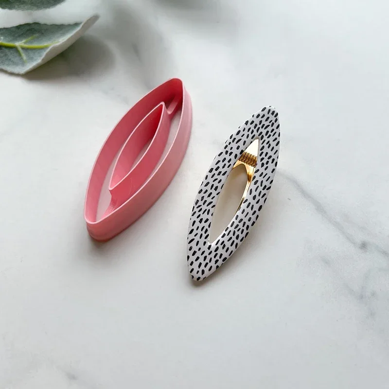 Slide image 07498a3b6cbe4ac08c7dbf7a1f52f977