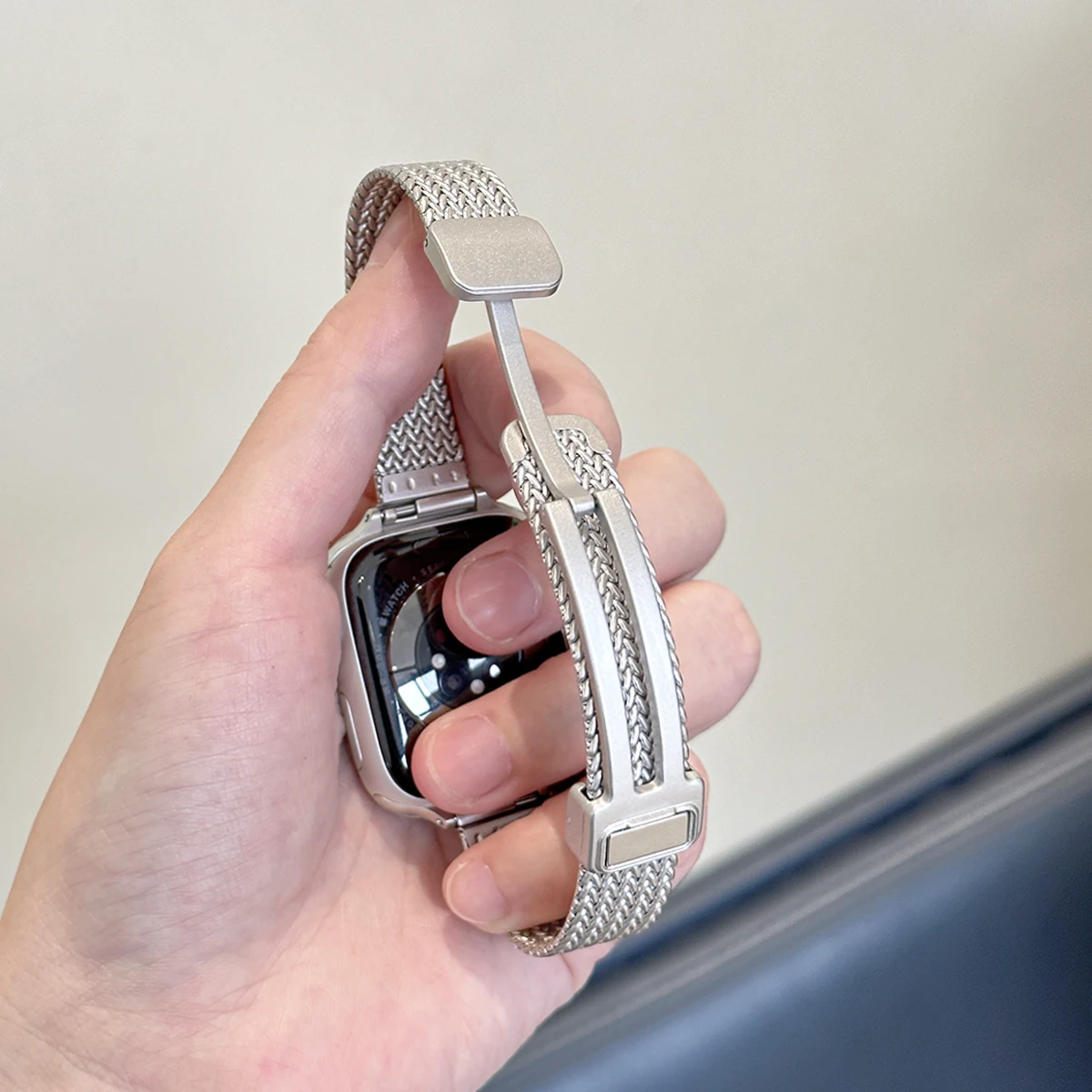 Magnetic Folding Loop Band - Slim Stainless Steel Strap
