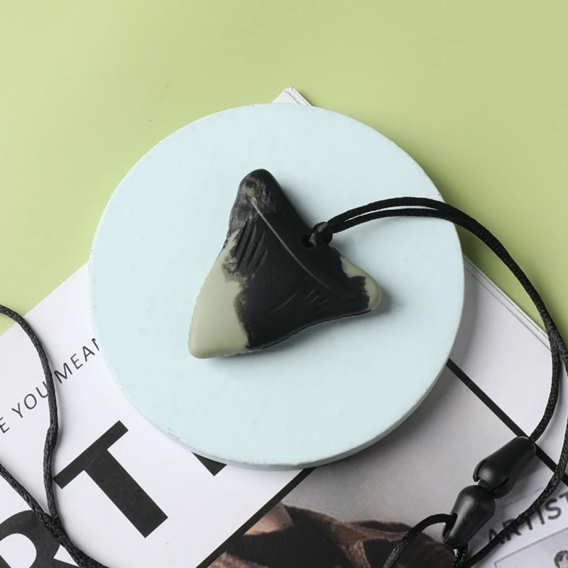 1 Pack Sensory Chew Necklace Brick Chewy Kids Silicone Triangle Fangs Toys, Silicone Teeth for Children with Autism 6