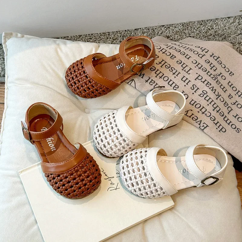 Children's Sandals Summer New Girls' Solid Color Woven Hollow Sandals Soft Bottom Anti Slip Baby Kid's Causal Beach Shoes