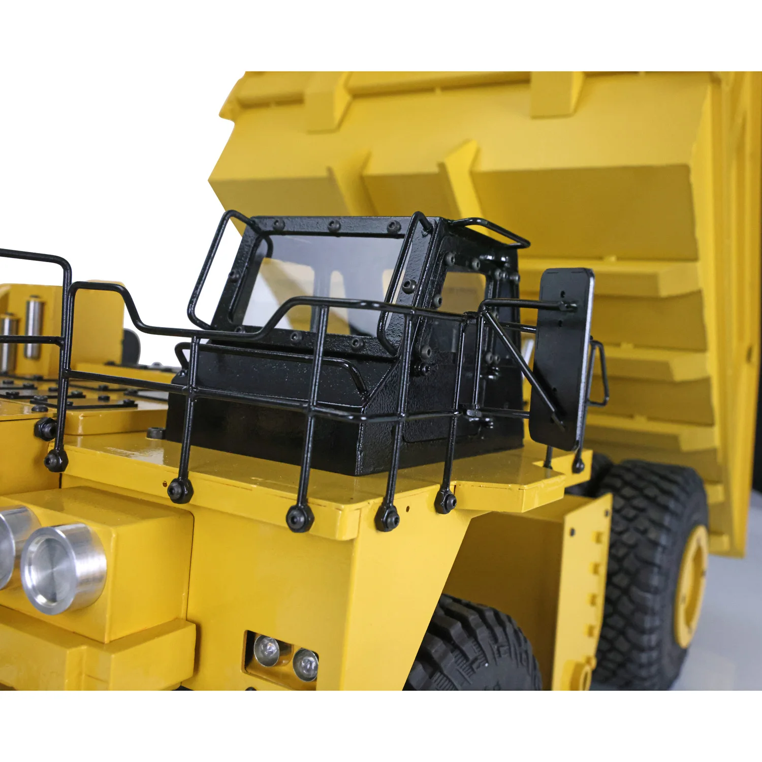 793D RC Hydraulic 1/20 Mine Truck Metal Dumper Painted Yellow Assembled Model Car Radio Light System Warning Sound Toy TH20436 5