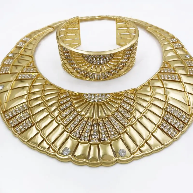 New Jewelry Set For women Wide Bangle Big Drop Earrings 18K Gold Plated Necklace And Ring Luxury Design For Wedding Party