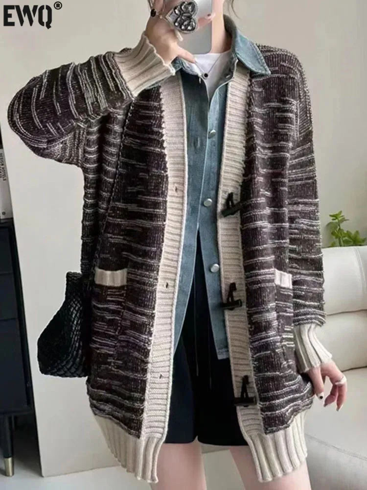 

[EWQ] New Fashion Lapel Single Breasted Denim Patchwork Women's All-match Knitted Cardigan Sweater 2024 Spring Autumn 16U6954