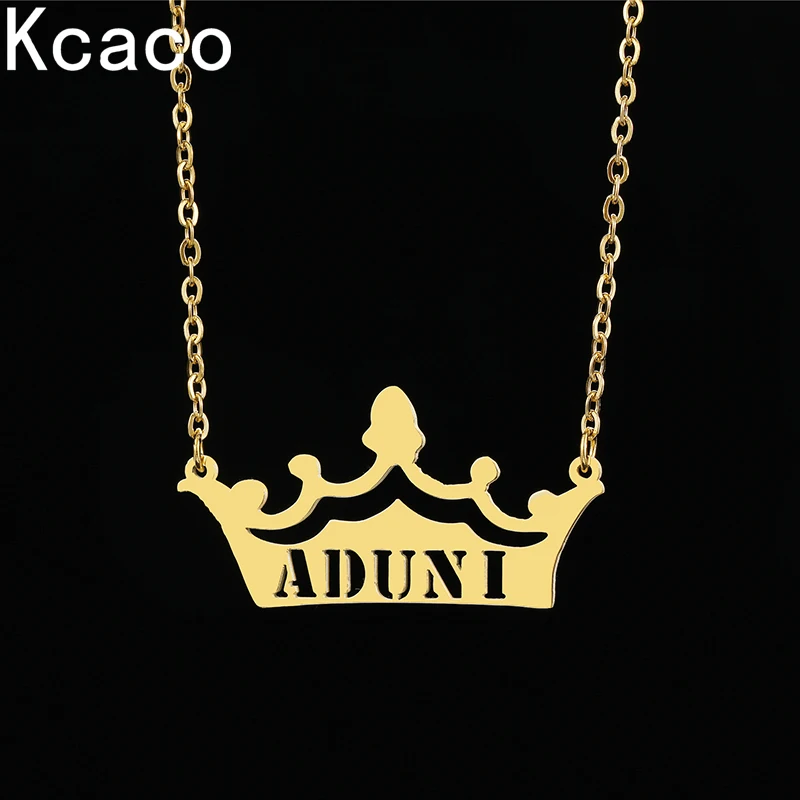 Custom Big Crown Shape Name Necklace 