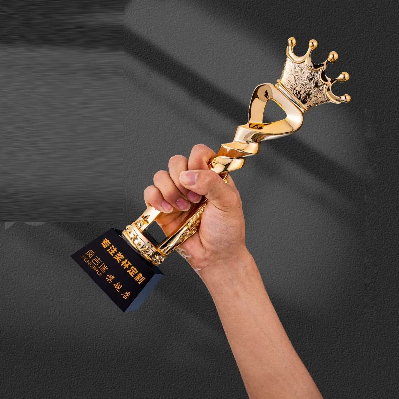 Customized Crown Trophy Golden Cups Trophy, Award Champions Sports Winner Educational Props Trofeo Reward Competition Prizes Toy