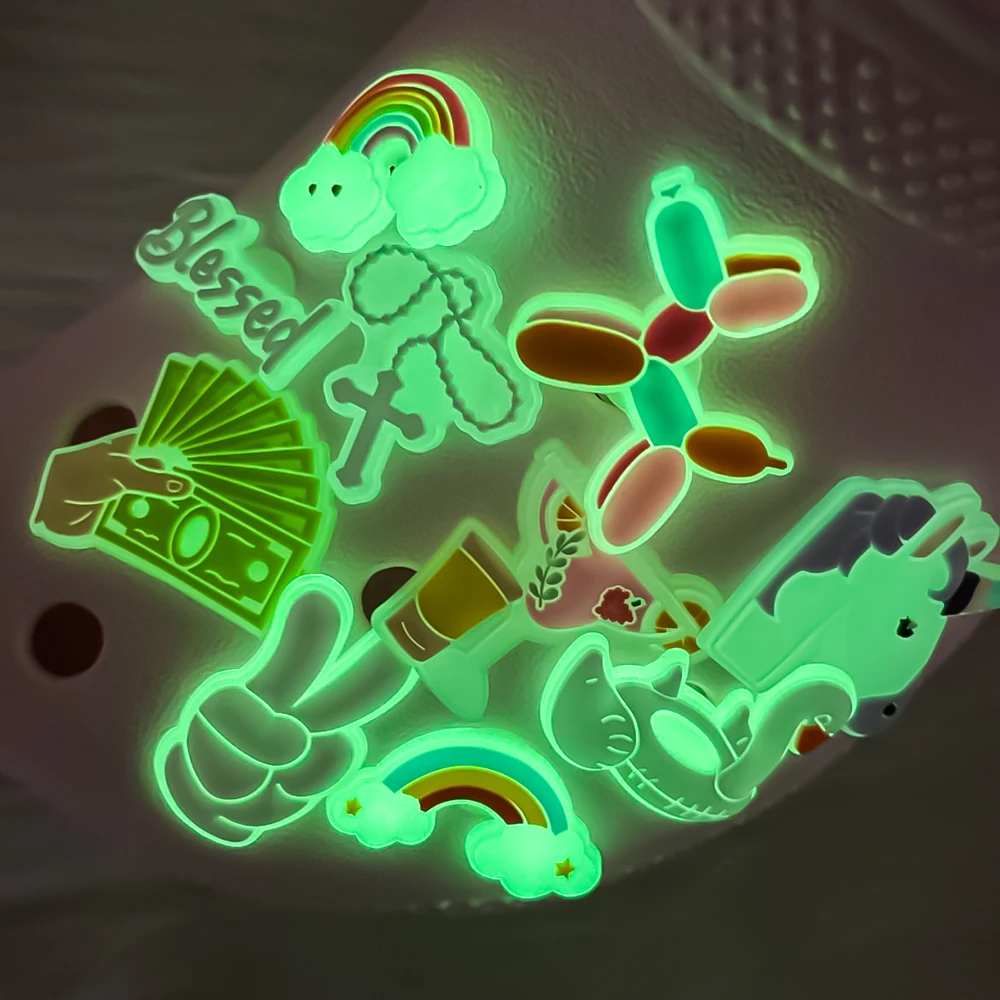 Shoe charms 1pcs luminous charms for sandal accessories glowing in the dark shoe decorations for clogs sandals pins women girls gifts