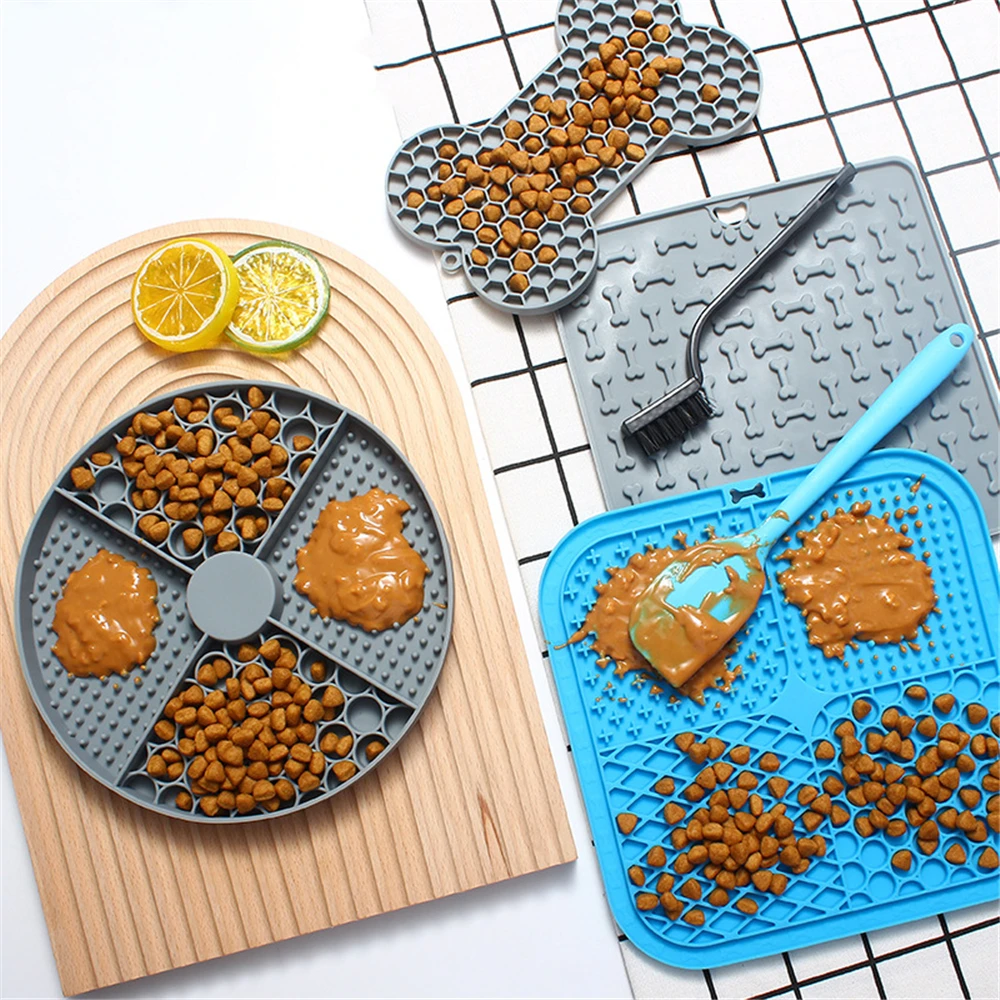 

Pet Dog Cat Lick Pad Square Round Sucker Slow Food Pad Non-slip Suction Cup Puppy Licking Mat Tray Pet Supplies Wholesale