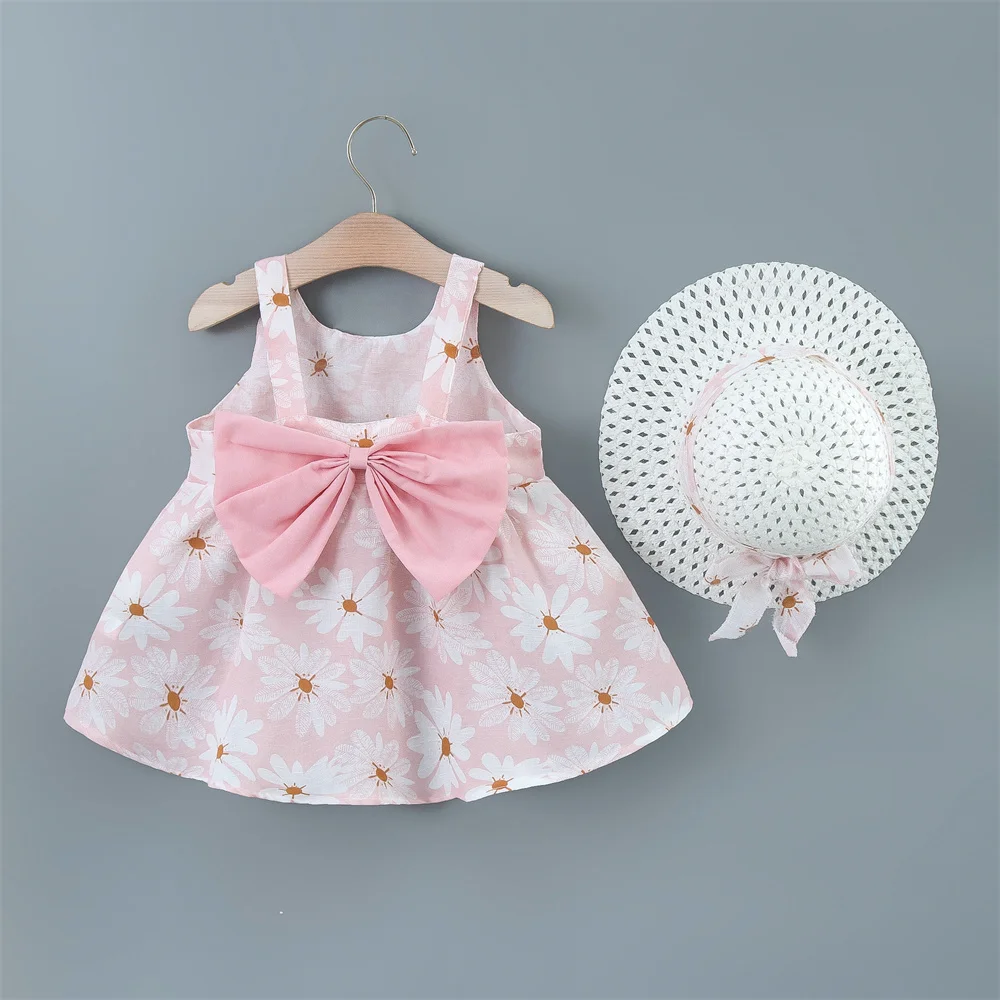 فستان بناتي صيفي بطبعة زهور مع قبعة
