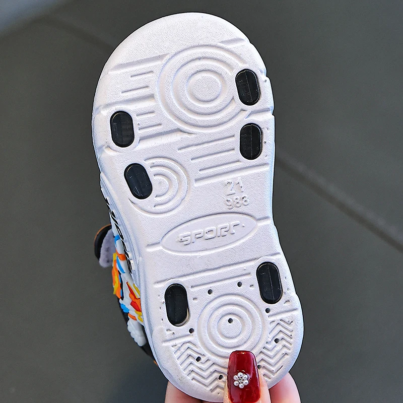 Boys and girls sandals New Big kids Summer baby kids cartoon soft soles Student beach shoes