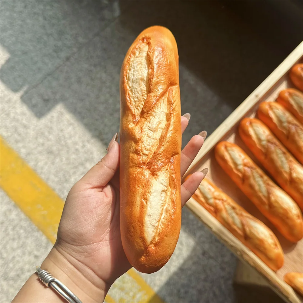 Pane Francese Finto Decorativo - 4 Pezzi | Baguette, Ciambella | Per Decorazione Casa, Panetterie E Set Fotografici - Foto 9