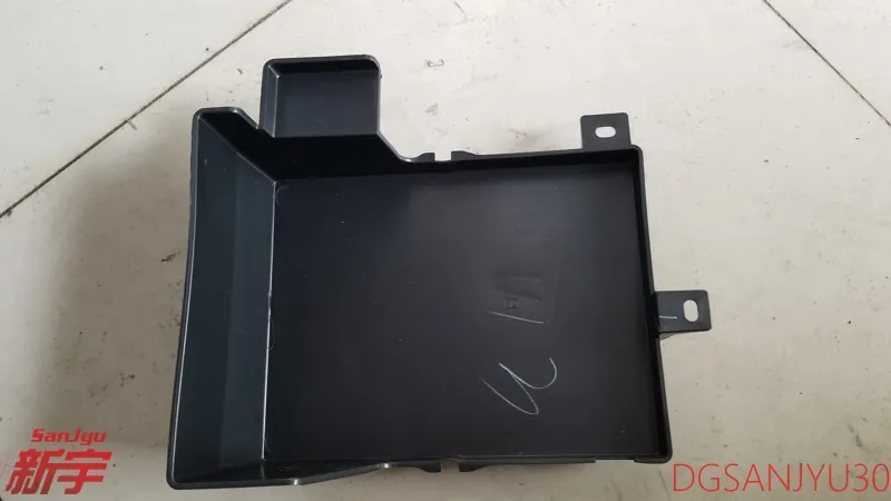OUTLANDER CW0W GF0W LANCER CY0A ASX GA0W TRAY,BATTERY battery/battery base glue/tray 8201A003