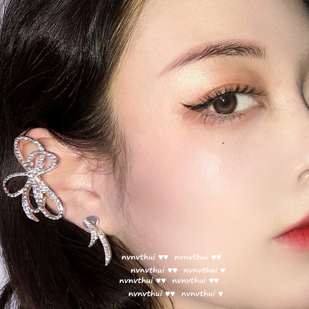 Sterling Silver or Gold Plated Sterling Silver Pear Cut Cubic Zirconia Leverback Earrings