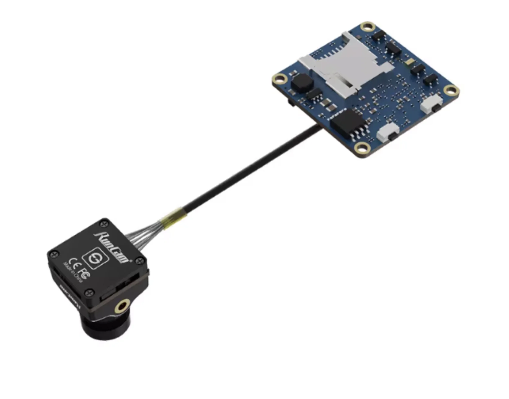 Gros plan sur le capteur 4K de la RunCam Split 4 v2, montrant la lentille et les dissipateurs thermiques.