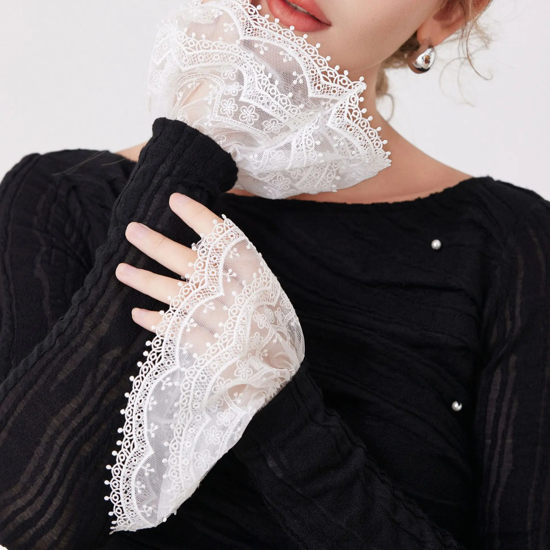 Women Flower Lace Cuffs White Detachable Large Fake Sleeves Wedding Accessories Sweater Cuff Decorative Cosplay Accessories