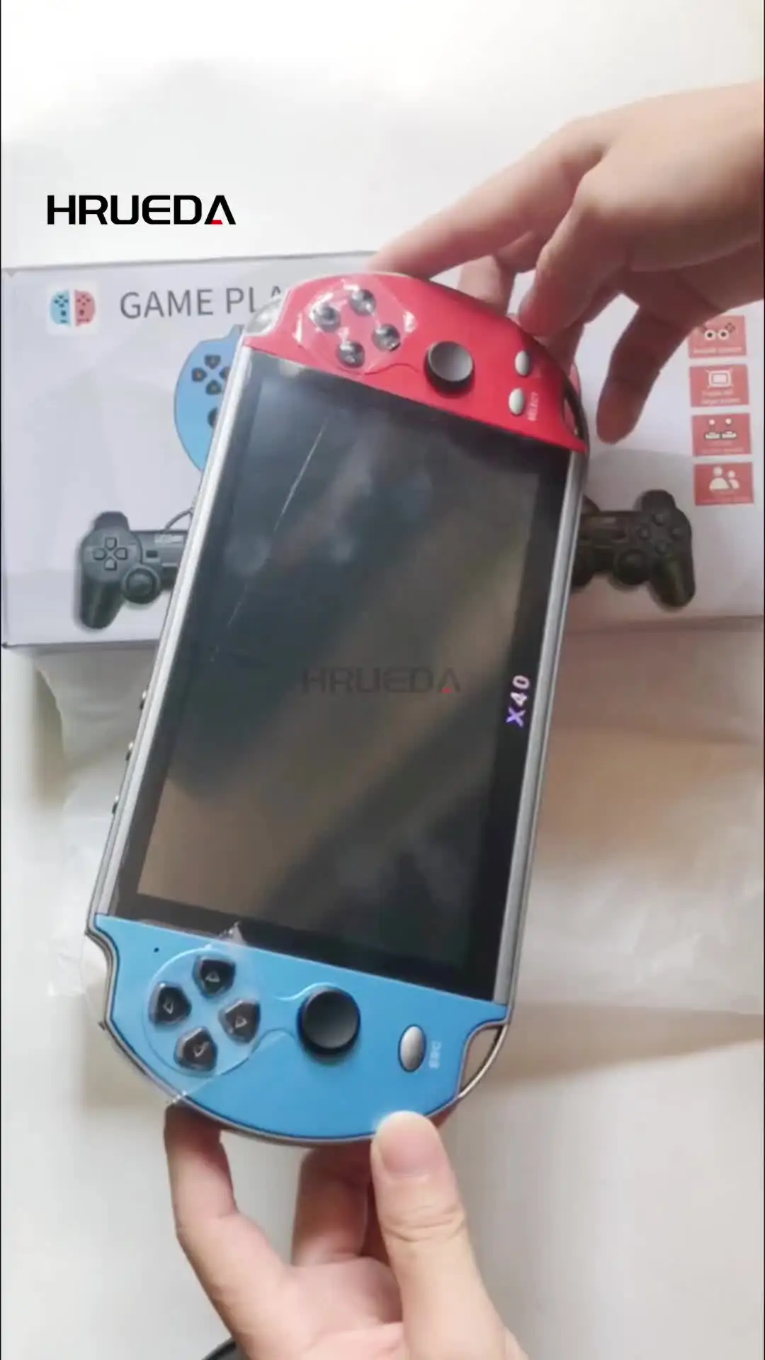 クニチカ　X40  7.0 インチ画面　 携帯 ゲーム コンソール X40 Portable Game Console 7 inch Screen 16GB with 3000+ free