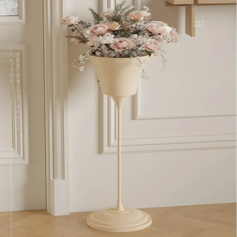 Metal Flower Rack Chic Light Luxury Iron Storage Stand Elegant Indoor Pot Holder for Living Room Decor Stylish Plant Stand