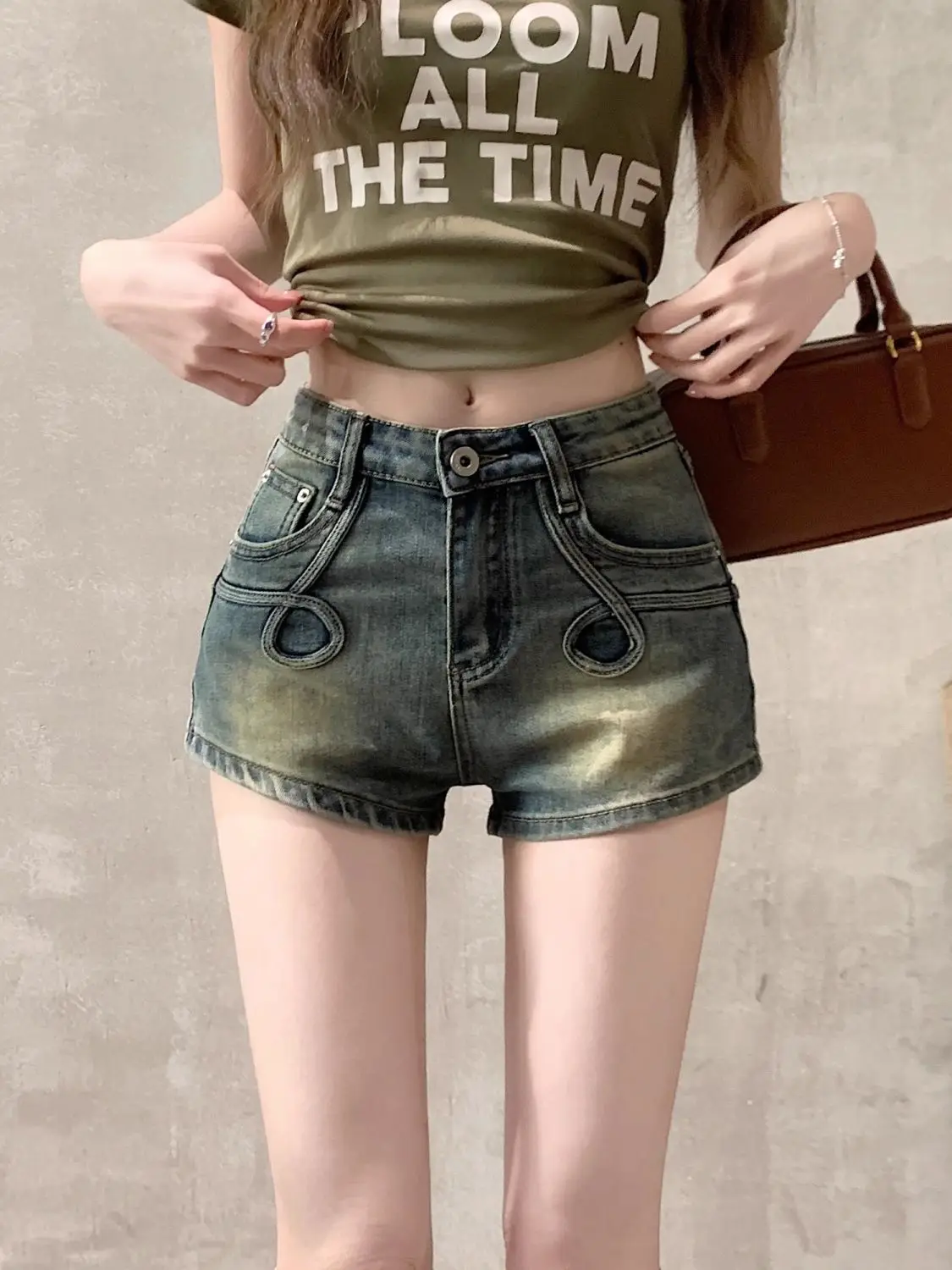 

Vintage blue jeans women summer shorts Spice Girls trousers high waist straight trousers Slim casual hot trousers 2024